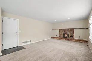 5406 S Rifle Ct, Centennial, CO 80015 - Photo 6