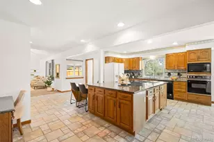 6470 S Locust Way, Centennial, CO 80111 - Photo 8