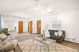 6470 S Locust Way, Centennial, CO 80111 - Photo 14