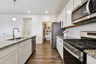 129 S Waterloo St, Aurora, CO 80018 - Photo 6