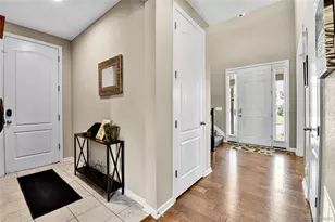 5967 S Langdale Ct, Aurora, CO 80016 - Photo 6