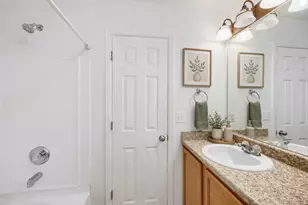 5551 Halifax St, Denver, CO 80249 - Photo 6