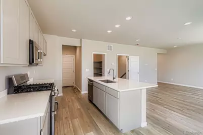 17382 E 91st Avenue, Commerce City, CO 80022 - Photo 6