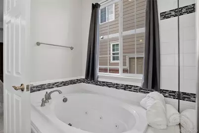 7242 S Old Hammer Court, Aurora, CO 80016 - Photo 24