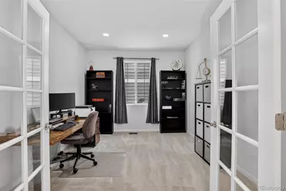 7242 S Old Hammer Court, Aurora, CO 80016 - Photo 8