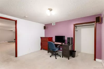 525 Elmira Street, Aurora, CO 80010 - Photo 38
