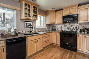 7095 S Cherry Dr, Centennial, CO 80122 - Photo 12