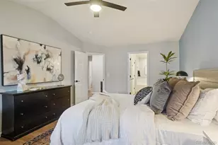 4271 S Blackhawk Cir, Aurora, CO 80014 - Photo 14