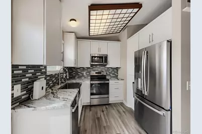 18032 E Loyola Place, Aurora, CO 80013 - Photo 6