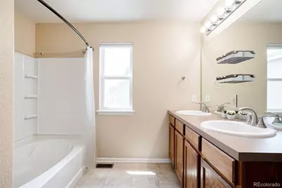 23872 E Alabama Drive, Aurora, CO 80018 - Photo 22