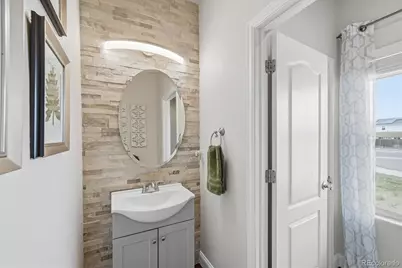 9598 Dahlia Lane, Thornton, CO 80229 - Photo 8