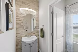 9598 Dahlia Ln, Thornton, CO 80229 - Photo 8