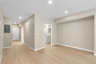 4250 S Olive St, Denver, CO 80237 - Photo 8