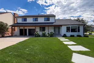 10708 W Chautauga Mountain, Littleton, CO 80127 - Photo 1
