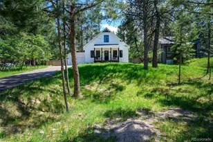 950 Tenderfoot Dr, Larkspur, CO 80118 - Photo 2