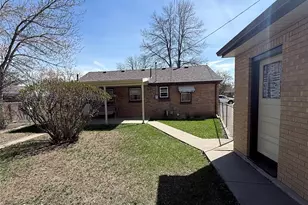 5555 Dudley Ct, Arvada, CO 80002 - Photo 2