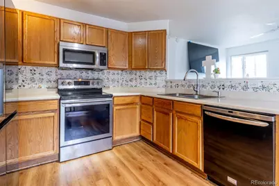 19542 E 19th Place, Aurora, CO 80011 - Photo 6