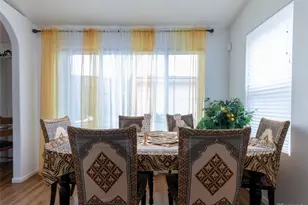 19542 E 19th Pl, Aurora, CO 80011 - Photo 8