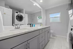 3941 S Hillcrest Dr, Denver, CO 80237 - Photo 30