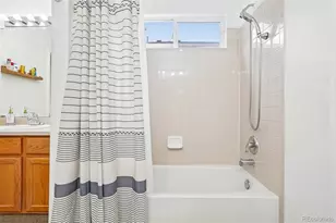 20401 E Chenango Pl, Aurora, CO 80015 - Photo 34