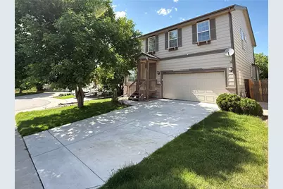 20401 E Chenango Place, Aurora, CO 80015 - Photo 2