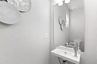 10158 Scranton Ct, Commerce City, CO 80022 - Photo 10