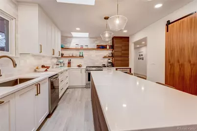 3981 S Hillcrest Drive, Denver, CO 80237 - Photo 10