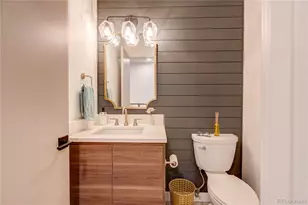 3981 S Hillcrest Dr, Denver, CO 80237 - Photo 32