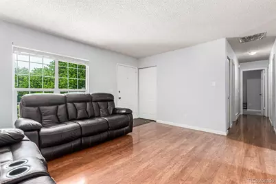 16233 E Louisiana Place, Aurora, CO 80017 - Photo 10