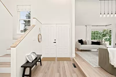 7572 S Rosemary Circle, Englewood, CO 80112 - Photo 2