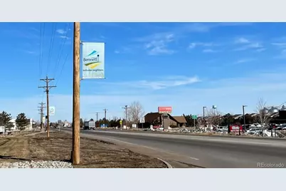 45886 Mill Avenue, Bennett, CO 80102 - Photo 14