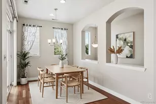 10064 Bluffmont Ct, Lone Tree, CO 80124 - Photo 2