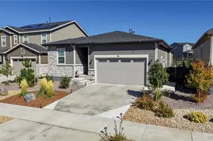 26 S Undergrove St, Aurora, CO 80018 - Photo 2