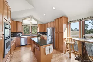 7307 Settlers Dr, Morrison, CO 80465 - Photo 8