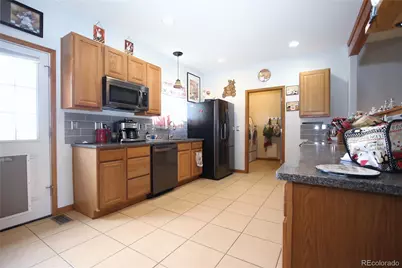 14860 Avery Way, Keenesburg, CO 80643 - Photo 2