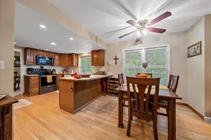 9885 W Aqueduct Pl, Littleton, CO 80123 - Photo 12