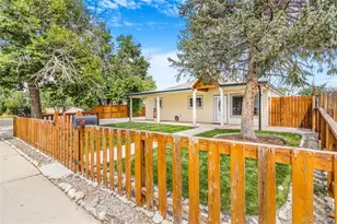 884 Vaughn St, Aurora, CO 80011 - Photo 4