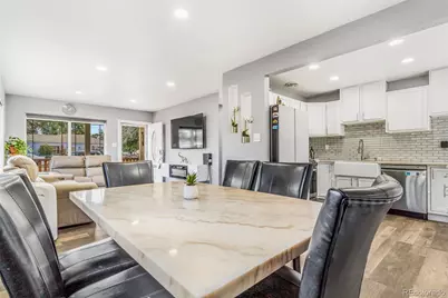 884 Vaughn Street, Aurora, CO 80011 - Photo 8