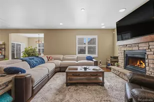 899 McMurdo Cir, Castle Rock, CO 80108 - Photo 2