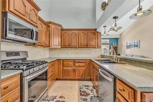 829 Buchanan Ln, Longmont, CO 80504 - Photo 10