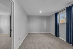 5545 Elkhart St, Denver, CO 80239 - Photo 20