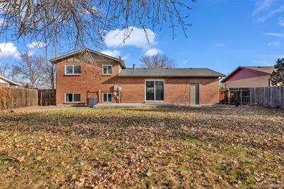 5545 Elkhart Street, Denver, CO 80239 - Photo 22