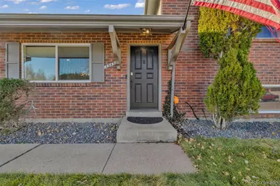 5545 Elkhart Street, Denver, CO 80239 - Photo 4