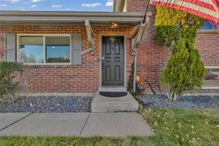 5545 Elkhart St, Denver, CO 80239 - Photo 4