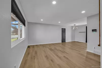 5545 Elkhart Street, Denver, CO 80239 - Photo 16
