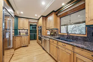 730 Crescent Ln, Lakewood, CO 80214 - Photo 6