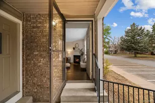 4684 S Crystal Way, Aurora, CO 80015 - Photo 4