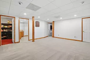 3807 S Olathe Cir, Aurora, CO 80013 - Photo 32