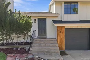 501 S Laredo Cir, Aurora, CO 80017 - Photo 2