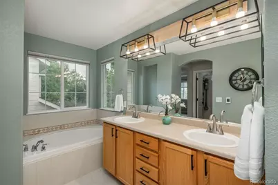 10696 Riverbrook Circle, Highlands Ranch, CO 80126 - Photo 12